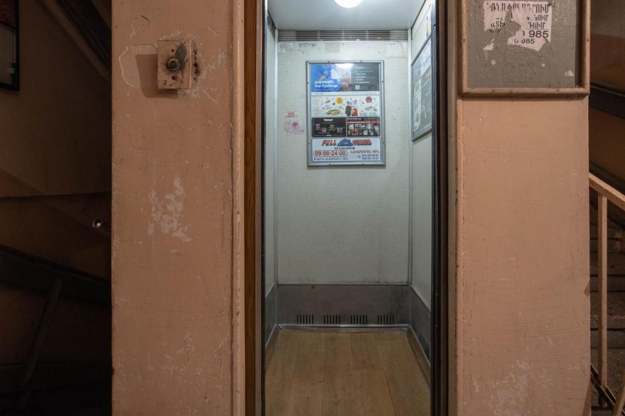 Stay Inn Apartments Near Northern Avenue Erevan Esterno foto